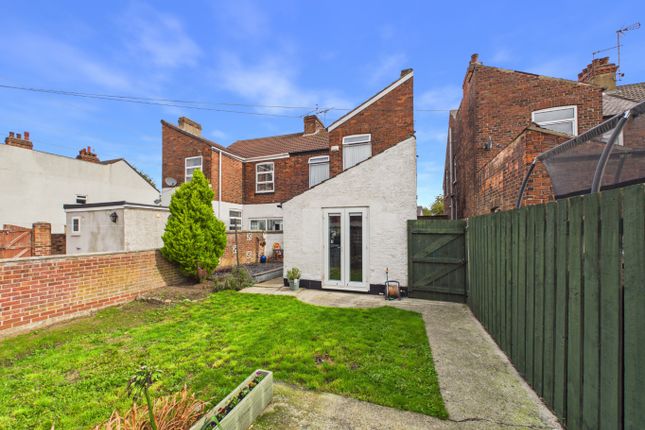 69 Ings Road, Hull, East Riding Of Yorkshire photo 4