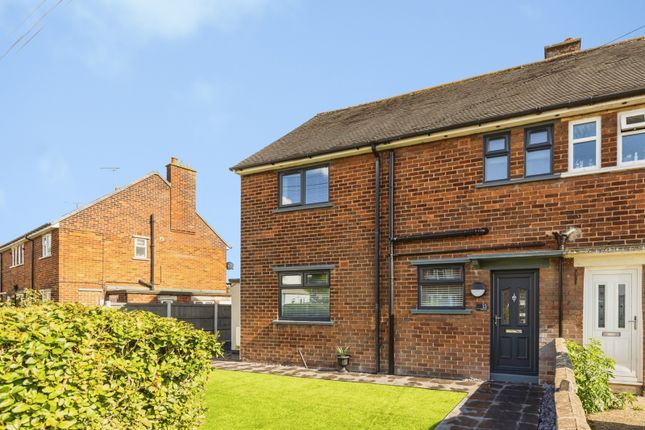 13, Watts Dyke, Wrexham photo 4