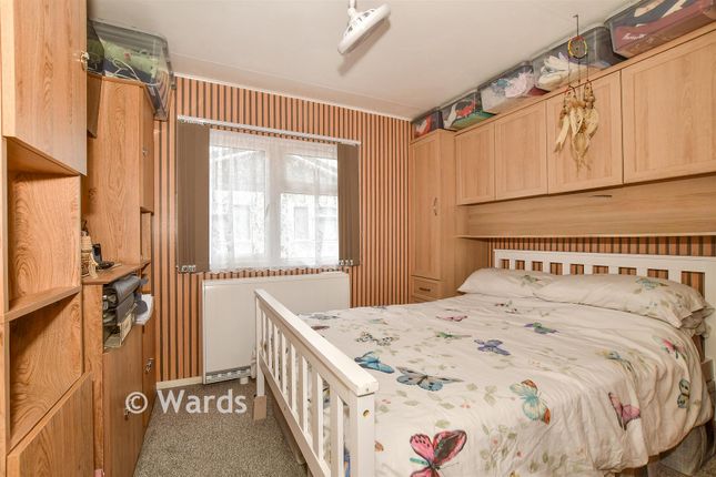 49, Bluebell Woods Park, Canterbury photo 4