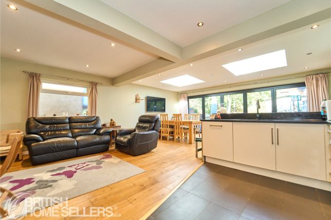 38, Rosecroft Drive, Hertfordshire photo 4