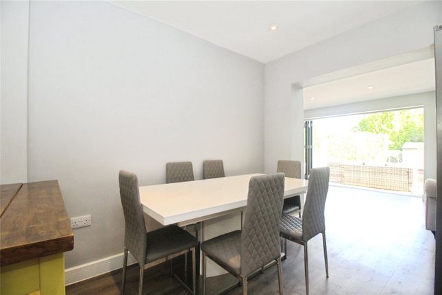 43, Alexander Avenue, Leicester photo 4