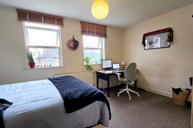 45b, Moffat Road, London photo 3