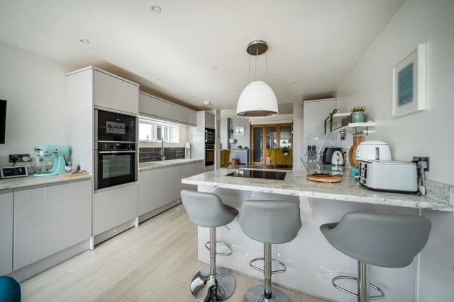 14, Yannon Drive, Devon photo 4