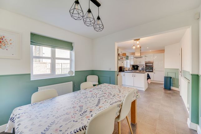16 Parkside Place, Congleton photo 4