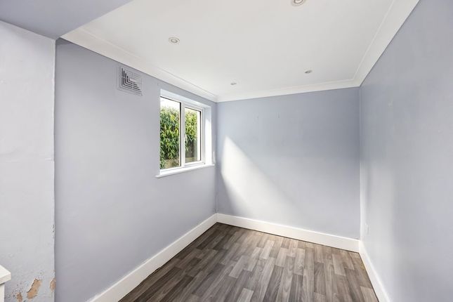 68, Arnold Street, Brighton photo 3