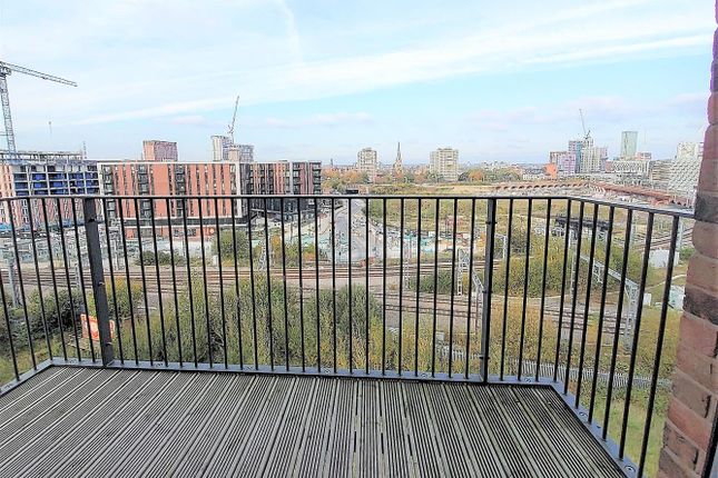 1802 Rivergate House, Block A Wilburn Basin, Ordsall Lane, Salford photo 3