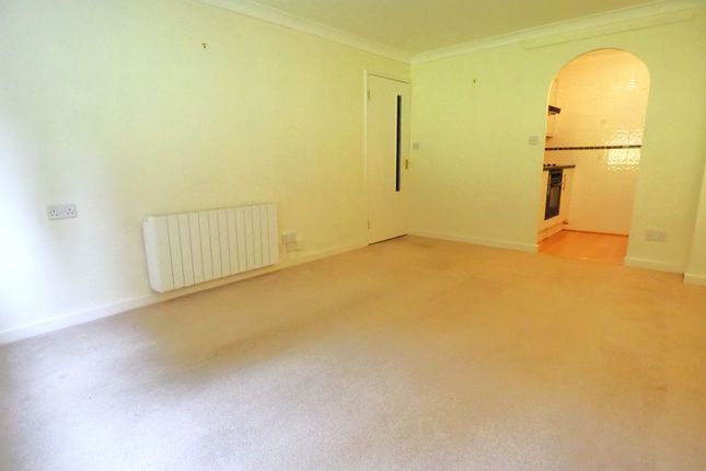 15 Homemoss House Park Road, Buxton photo 2