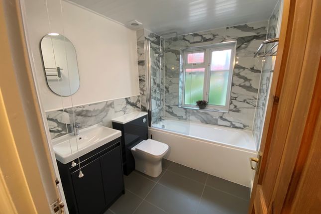 27A, Shakespeare Avenue, Taunton photo 4
