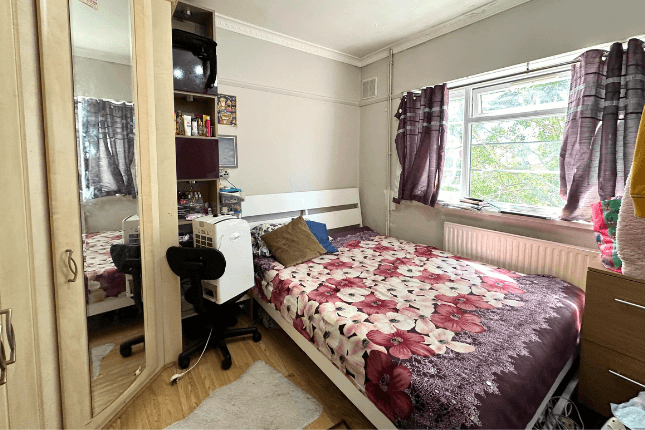 42 Southall Court, Lady Margaret Road, Southall photo 3
