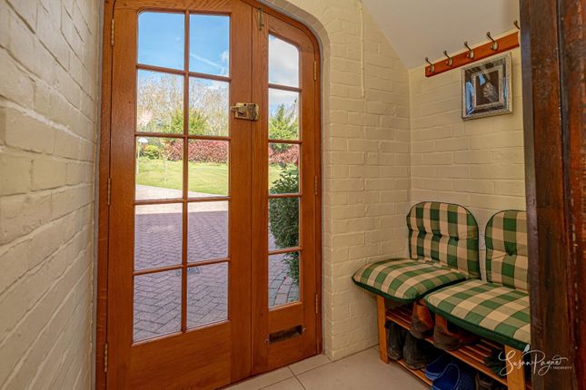 Littlewood, 2, Elenors Grove, Fishbourne photo 4