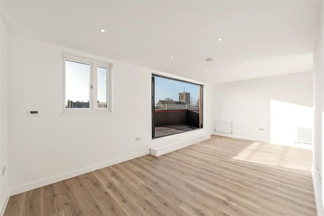 Flat for sale in Ordinges Place, 42 Richmond Road, Worthing, West Sussex