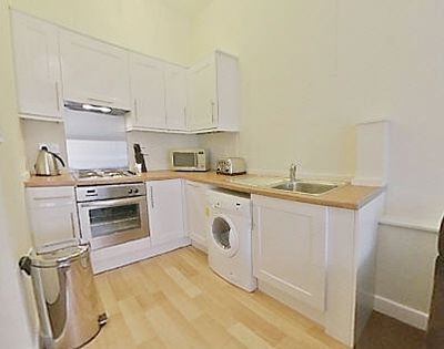 Flat to rent in Fowler Terrace, Polwarth, Edinburgh