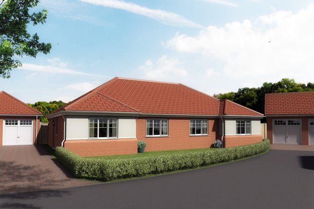 Thumbnail Semi-detached bungalow for sale in Beccles Road, Gorleston, Great Yarmouth