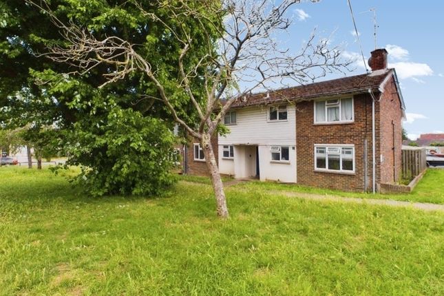 Thumbnail Flat for sale in Millfield, Sompting, Lancing