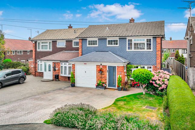 69 Temple Mead, Harlow photo 2