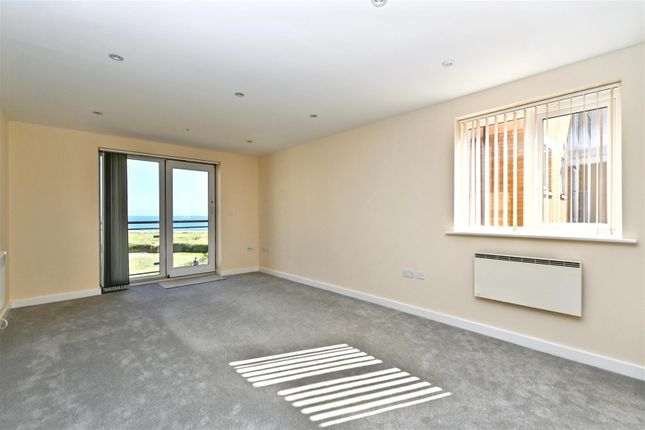 Flat 11, 14, San Diego Way, Eastbourne photo 3