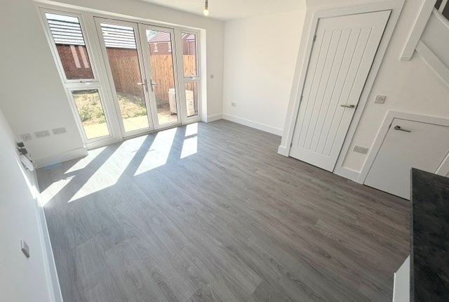 32, Wagtail Road, Downham Market photo 3