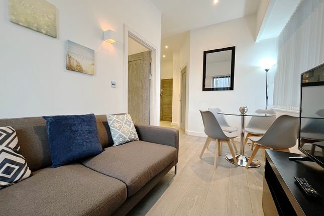 Thumbnail Flat to rent in Verona Apartments, Wellington Street, Slough