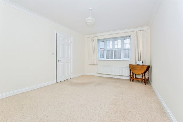 9, Queens Road, Wisbech photo 3