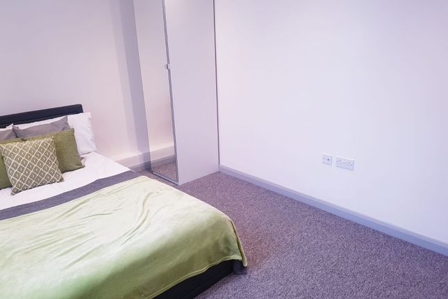 Thumbnail Room to rent in Market Street, Watford