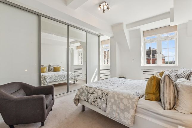 110, Cranmer Court, Whiteheads Grove, London photo 4