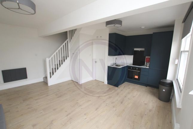 Studio to rent in Station Road, London