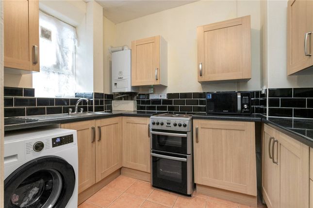 Flat 18, Moneyer House,, Provost Estate, London photo 3