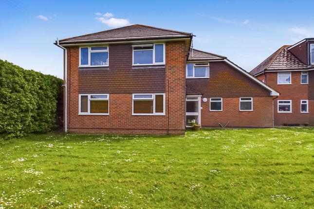 Thumbnail Flat for sale in Brighton Road, Lancing