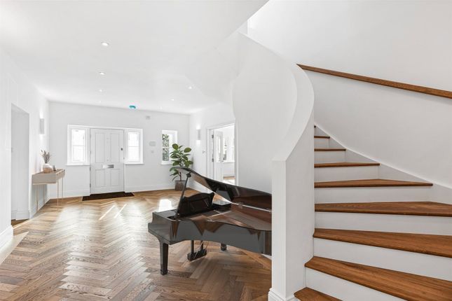 47, Second Avenue, Westcliff-On-Sea photo 2