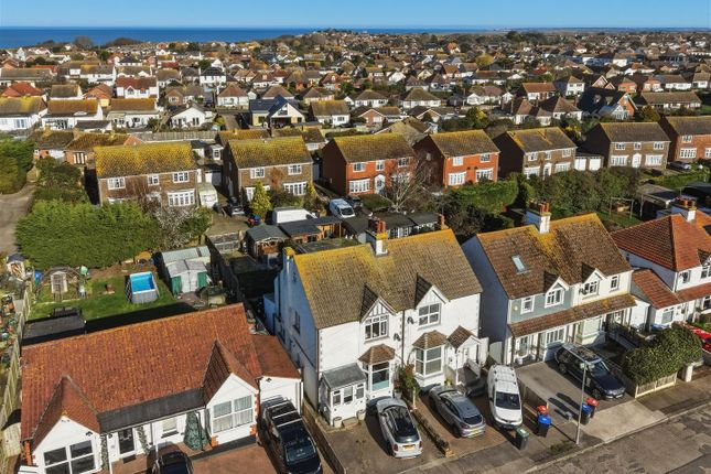 Studio house on 13, Holmscroft Road, Herne Bay, £375,000