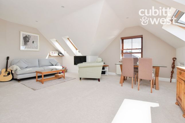 Flat 8, The Mews, Whitehill Road, Crowborough photo 3