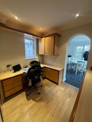 10, Albury Drive, Pinner photo 4