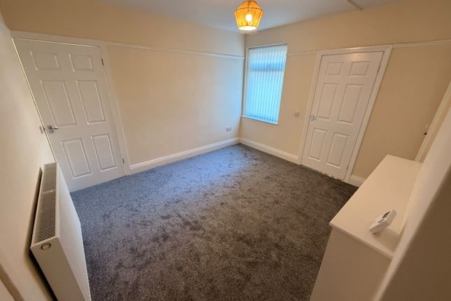 18, Bilborough Gardens, Benwell photo 5