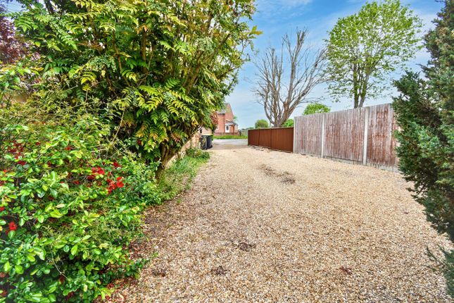 18a, Lower Farm Road, Bedford photo 3