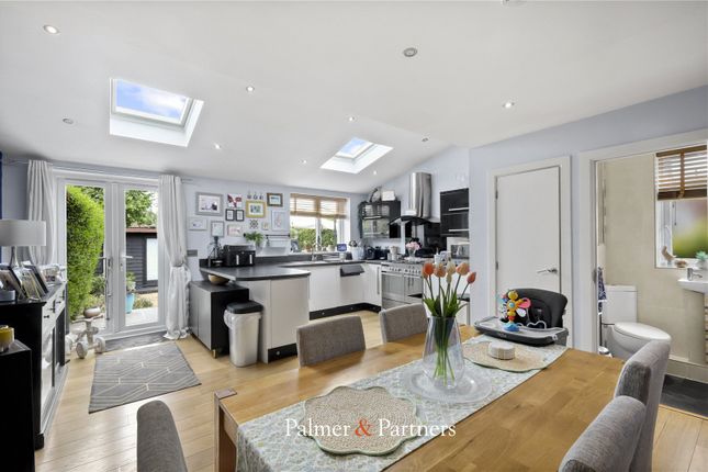 24, Mercers Way, Essex photo 4