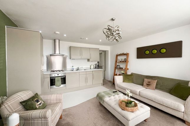 Apt 3, Oaklands Lodge, Manchester photo 4
