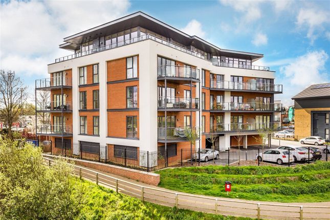 Thumbnail Flat for sale in Sycamore Avenue, Woking