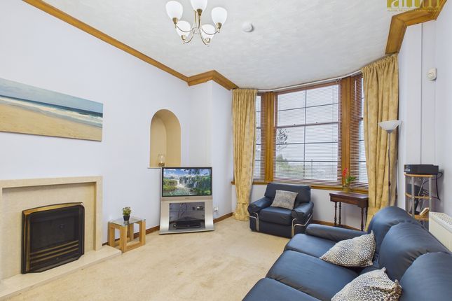10B, Oakshaw Street East, Paisley photo 4