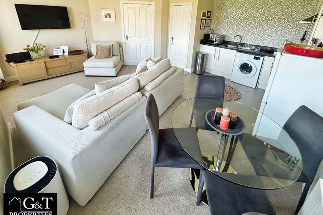 23 Tower Lodge, Stourbridge photo 4