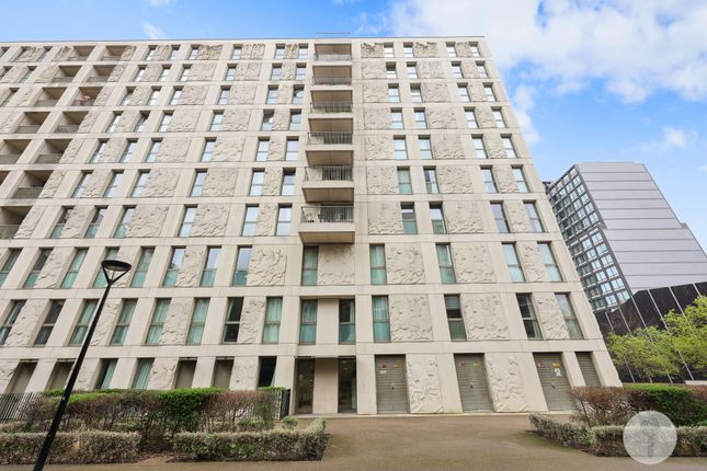 Flat for sale in Saddlers House, Stratford
