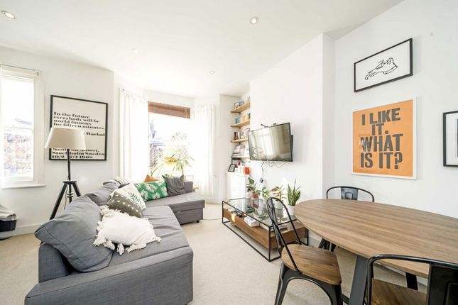 Upper Floor, 20, Kingswood Road, London photo 2