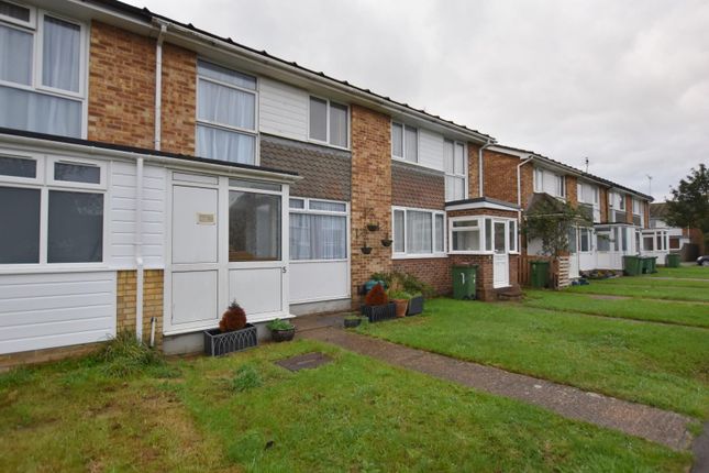 3-bed terraced on Martins Way, Hythe, £280,000