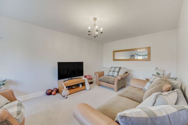 10 Stable Croft Road, Congleton photo 3