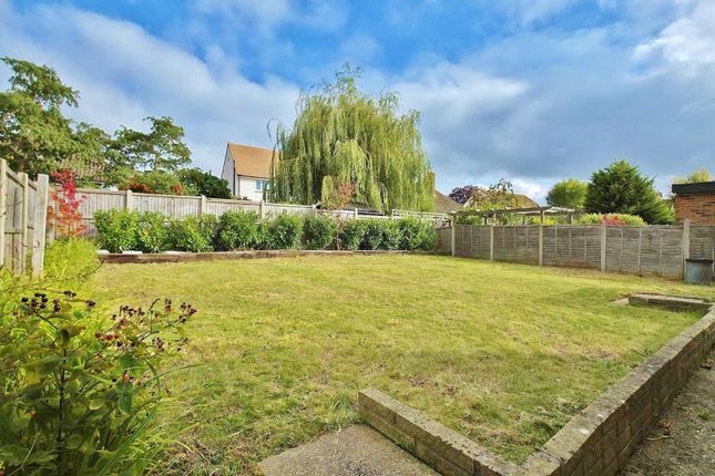 16, The Close, Frinton-on-Sea photo 4