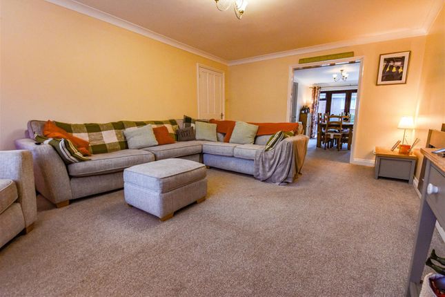 13, Elm Grove, Dursley photo 3