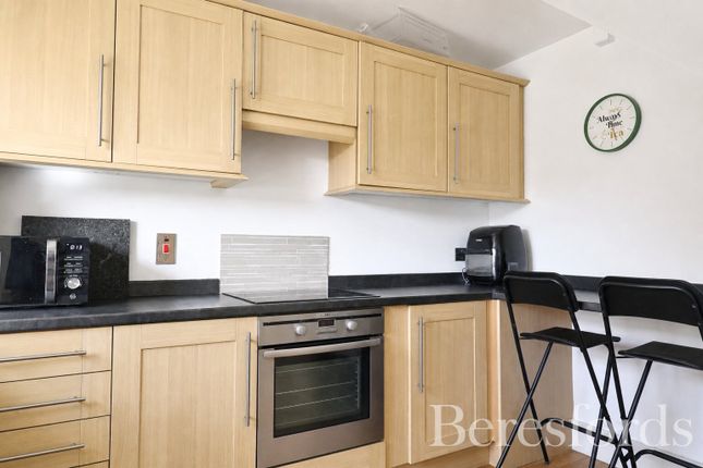 2, Sandford Court, Chelmsford photo 3