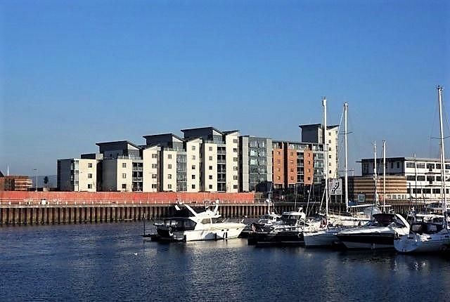 Thumbnail Flat for sale in Altamar Kings Road, Marina, Swansea