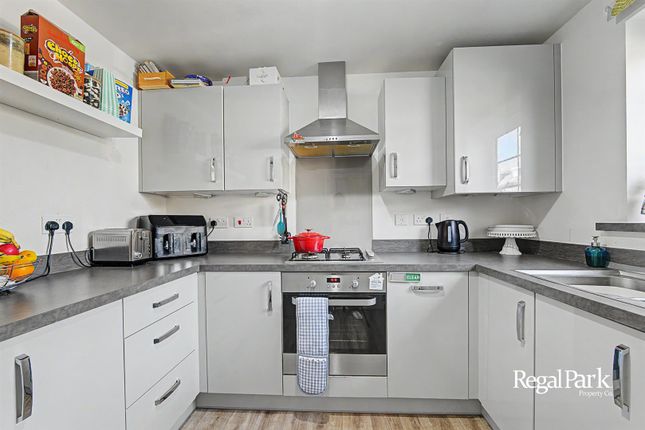 98, Aqua Drive, Peterborough photo 4
