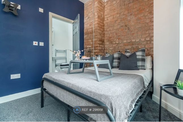 Apartment  Lorne Street, Liverpool photo 5