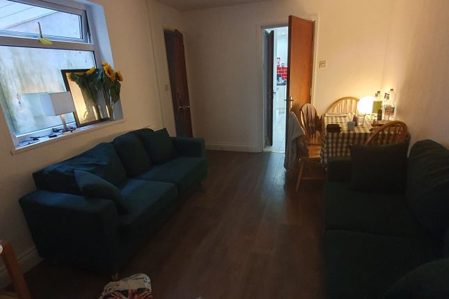 23 Bedford Street, Cardiff photo 4